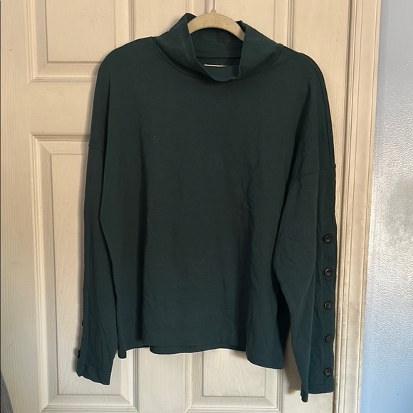 NWOT Madewell green lane Button-Sleeve Turtleneck Top - Picture 2 of 5